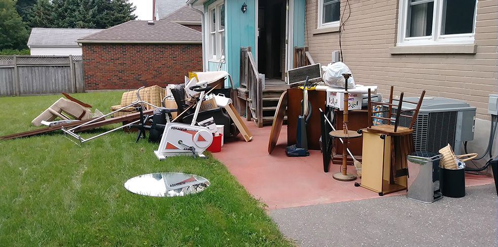 Office clearance Dubai - commercial junk removal services