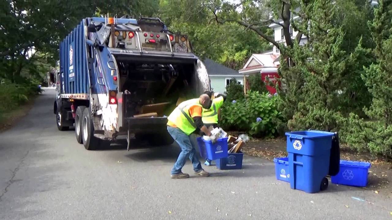 Rubbish Removal Dubai Team